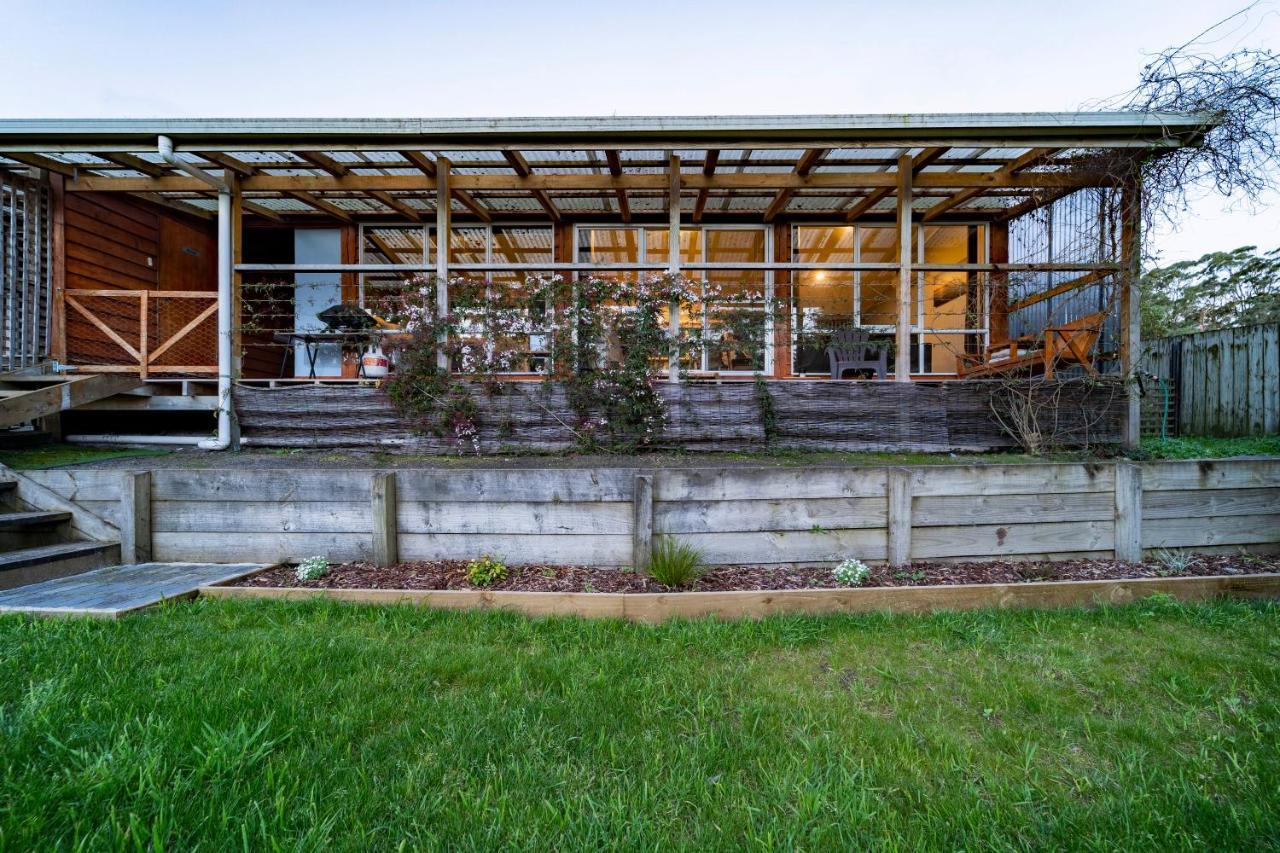 Platypus Waters B&B Smithton Exteriör bild