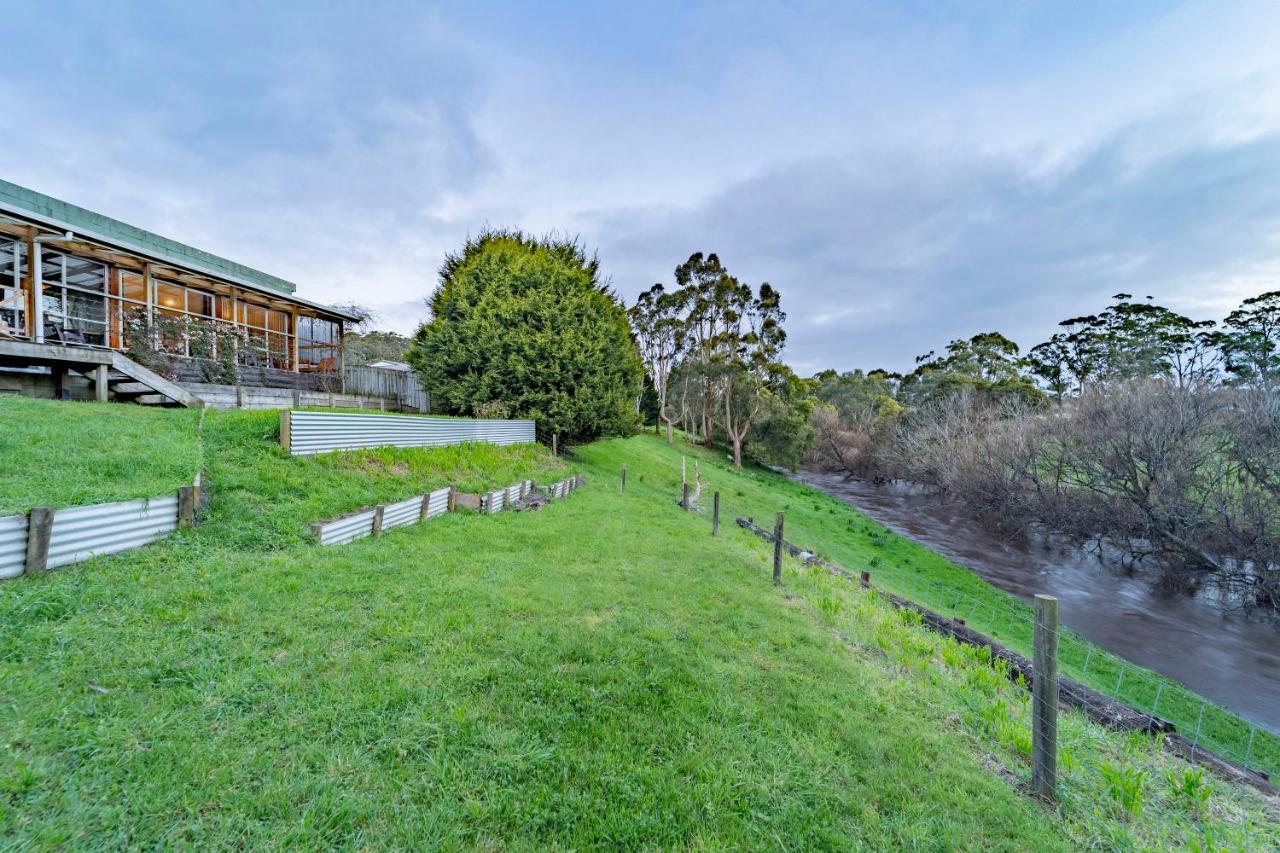 Platypus Waters B&B Smithton Exteriör bild