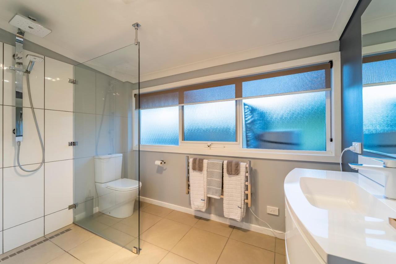 Platypus Waters B&B Smithton Exteriör bild